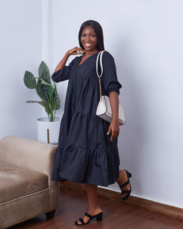 TIMELESS BLACK Carribean V-neck Midi dress