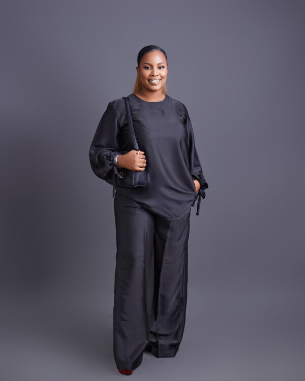 TIMELESS SILK LONG SLEEVED 2 PIECE PANT SET