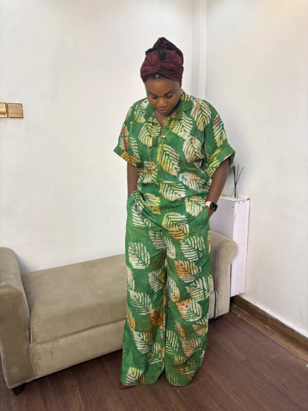 TIMELESS GREEN V LEAF ADIRE S/SLEEVE TWO PIECE